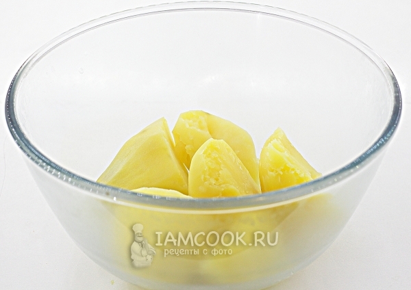 Отварить картофель