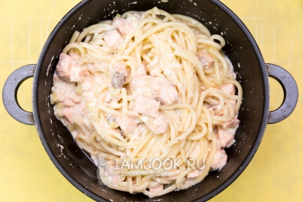 Рецепт пасты с лососем в сливочном соусе