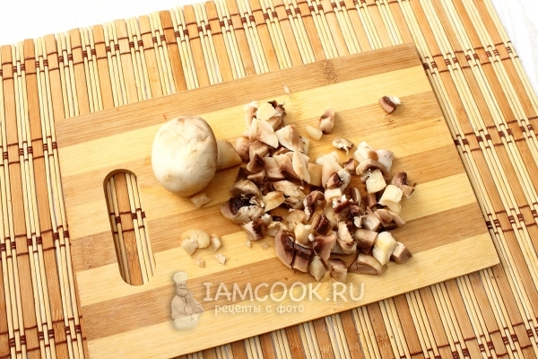 Грибы порезать