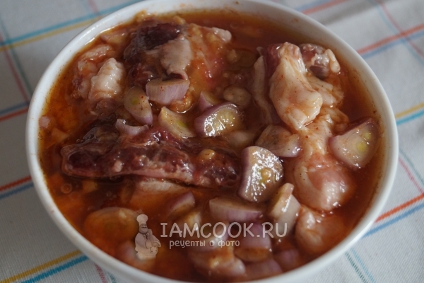 Замариновать ребрышки