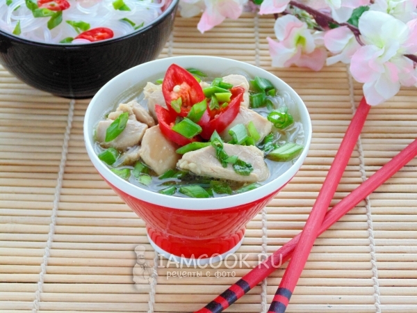 Фото лёгкого тайского супа за 10 минут