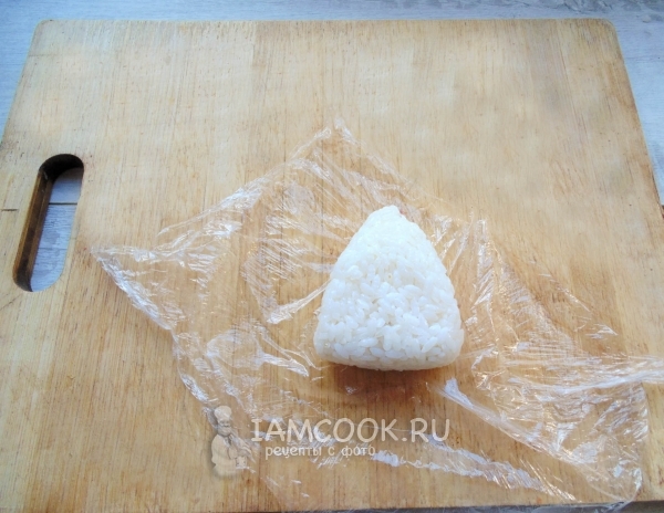 Придать рису форму