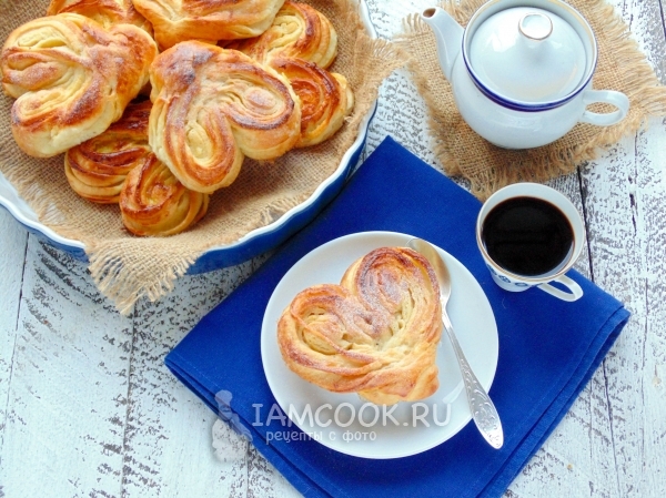 Фото плюшек с сахаром из дрожжевого теста