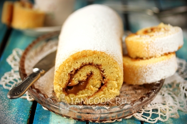 Фото рулета со сгущенкой