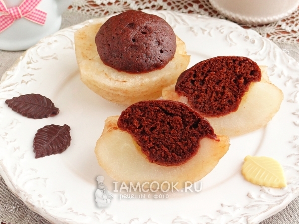 Готовый шоколадно-грушевый десерт