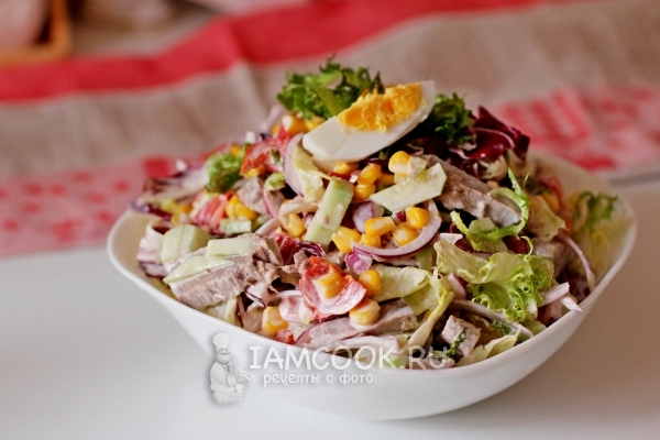 Салат из говядины и маринованного перца