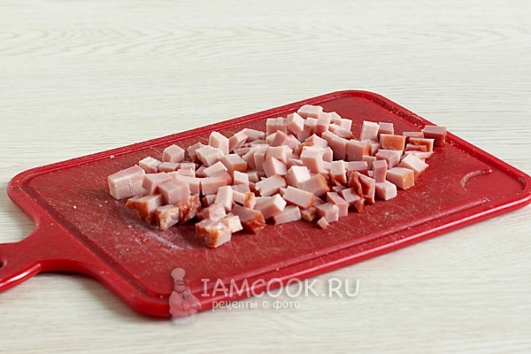 Нарезали ветчину