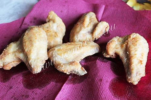 Вкусные куриные крылышки во фритюре