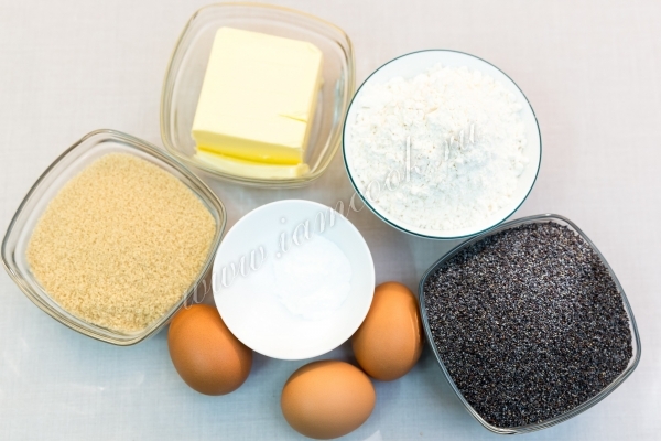 Ингредиенты для макового торта со сметанным кремом