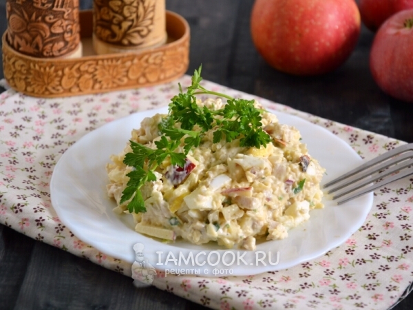 Рецепт салата с сыром и курицей