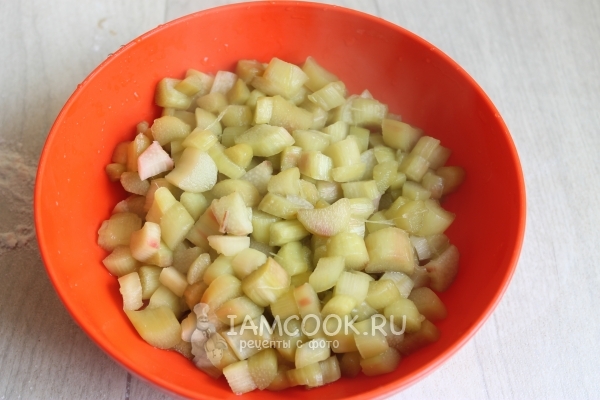 Сварить ревень