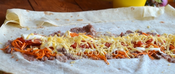 Посыпать сыром