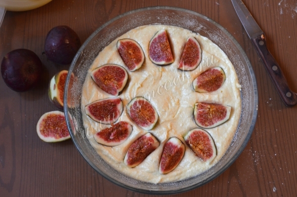 Положить инжир