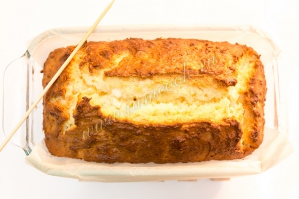 Фото готового кекса с кокосовой стружкой