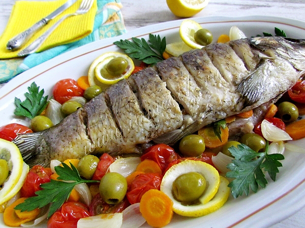 Рецепт запеченного карпа в фольге