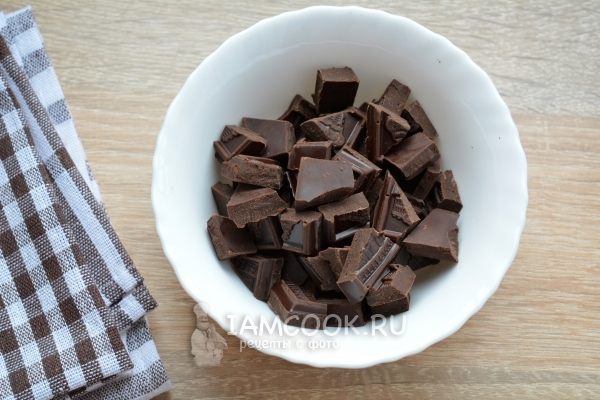 Поломать шоколад