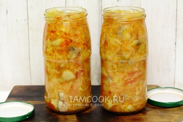 Переложить солянку в банки