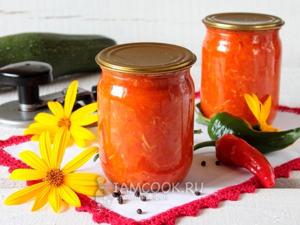 Классическая аджика из кабачков на зиму, рецепт с фото