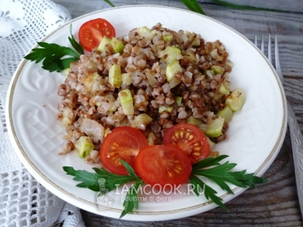 Гречневая каша с кабачком на сковороде, рецепт с фото