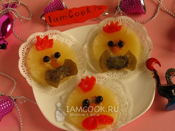 Десертное ананасовое кольцо «Цыплёнок», рецепт с фото