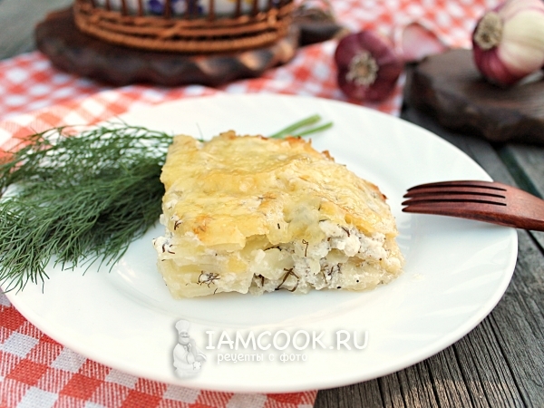 Картошка со сметаной и чесноком в духовке, рецепт с фото