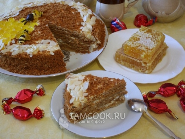 Торт «Медовик», рецепт с фото