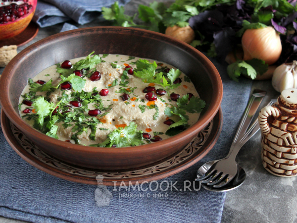 Сациви из курицы по-грузински, рецепт с фото