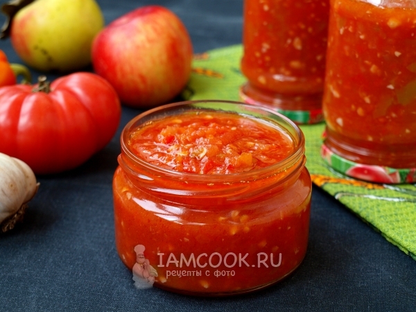 Аджика с яблоками и помидорами на зиму, рецепт с фото