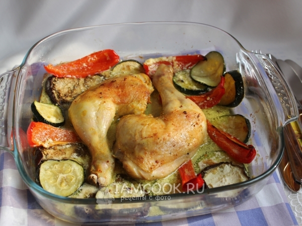 Куриные окорочка, запеченные с овощами, рецепт с фото