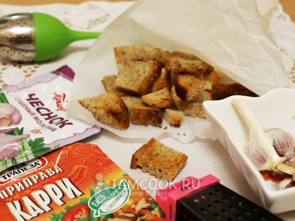 Гренки с чесноком в духовке, рецепт с фото