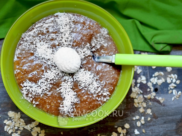 Овсянка с кэробом (веганская), рецепт с фото