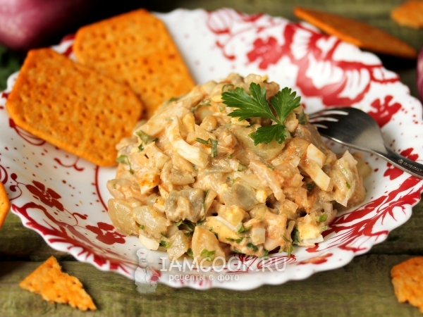 Салат с курицей и баклажанами, рецепт с фото