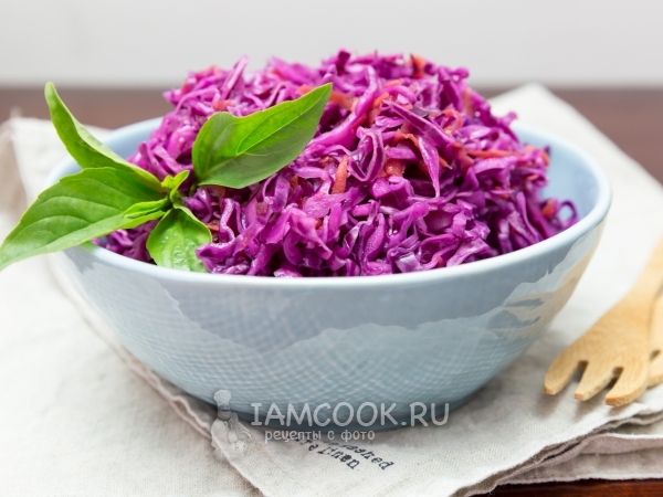 Маринованная краснокочанная капуста (быстрая), рецепт с фото