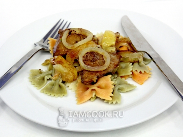 Печень жареная с яблоками, рецепт с фото