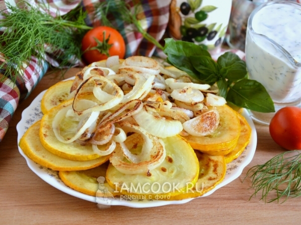 Жареные цуккини с йогуртовым соусом, рецепт с фото