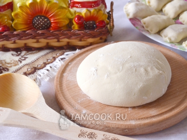 Тесто для вареников на молоке, рецепт с фото
