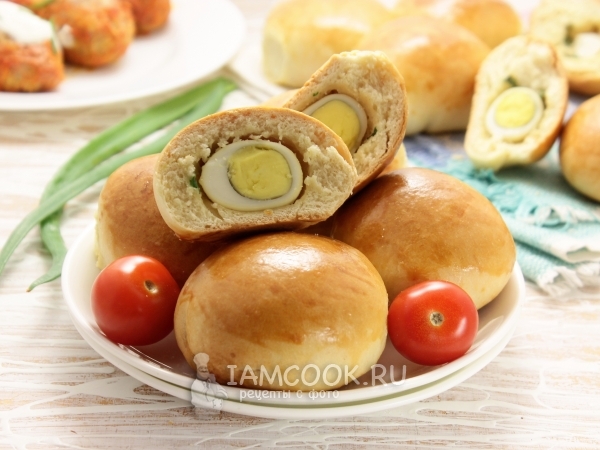 Пирожки с перепелиными яйцами, рецепт с фото