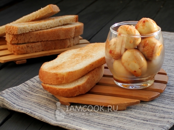 Маринованные яйца, рецепт с фото