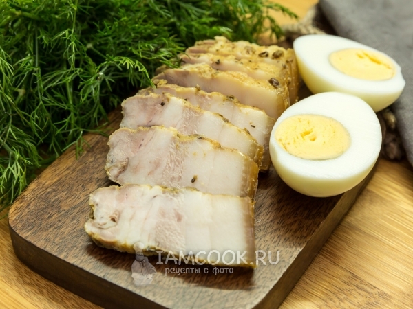 Грудинка, запеченная с горчицей в духовке, рецепт с фото