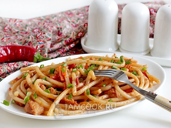 Макароны с куриным филе и овощами, рецепт с фото