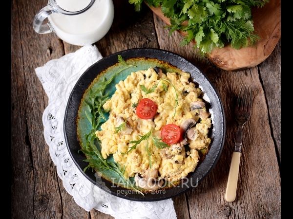 Омлет на кефире на сковороде, рецепт с фото