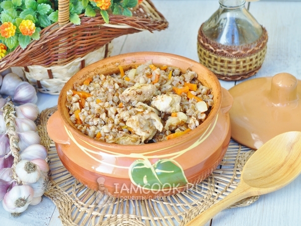 Гречка с курицей в горшочках, рецепт с фото