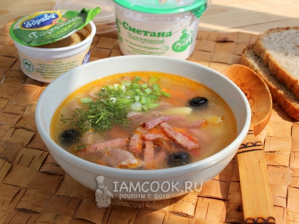 Мясная солянка в мультиварке, рецепт с фото