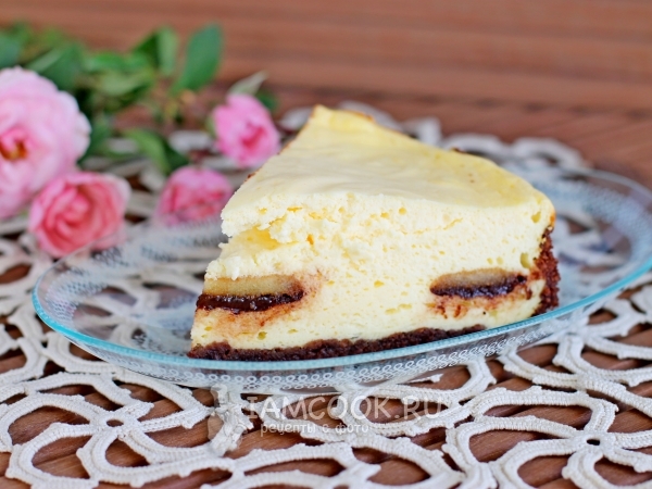 Творожный пирог с печеньем в мультиварке, рецепт с фото