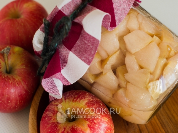 Яблоки в собственном соку на зиму, рецепт с фото