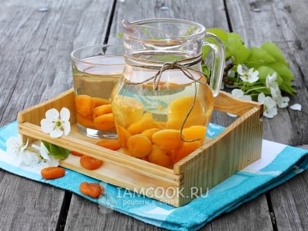 Компот из кураги, рецепт с фото