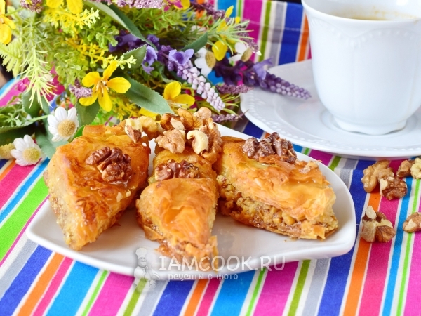 Пахлава из теста фило, рецепт с фото