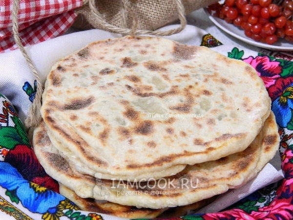 Лепешки с мясом, рецепт с фото