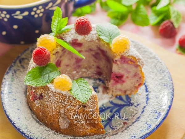 Творожный кекс с малиной, рецепт с фото