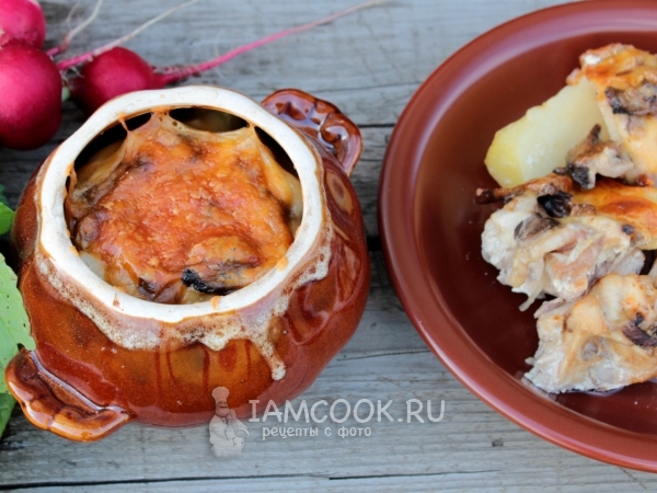 Мясо с картофелем и сыром в горшочках, рецепт с фото